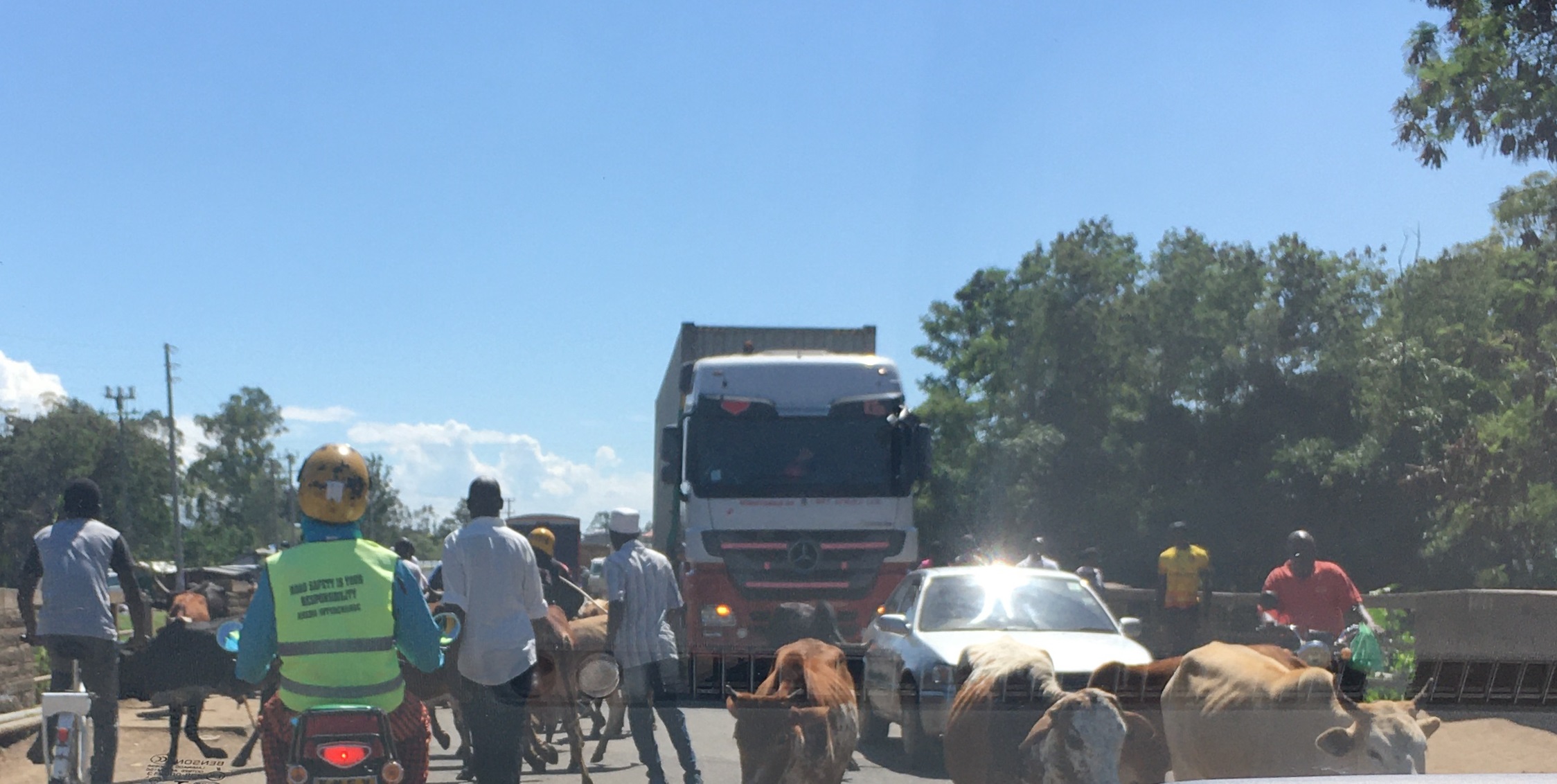 Kisumu Road Alina Oswald 2019