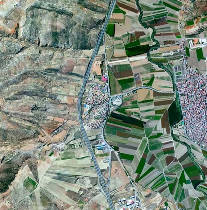 Meyfroidt_satellite-image (c) GLP.jpg
